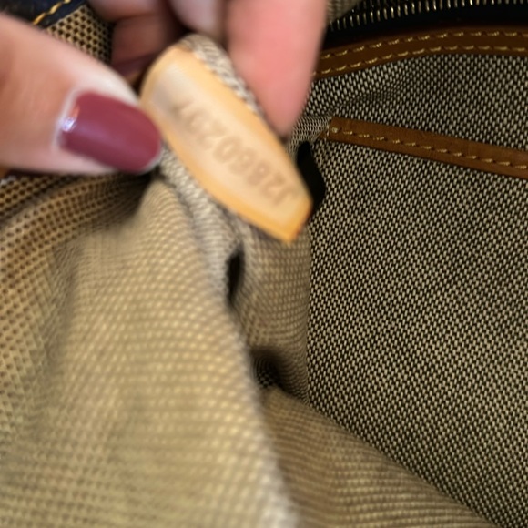 Nice Dooney & Burke Navy bag - Picture 9 of 9